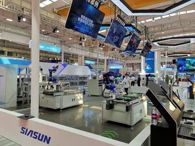 軟件設(shè)計(jì)驅(qū)動(dòng)創(chuàng)新，沈陽新松在世界機(jī)器人大會(huì)展現(xiàn)硬核實(shí)力